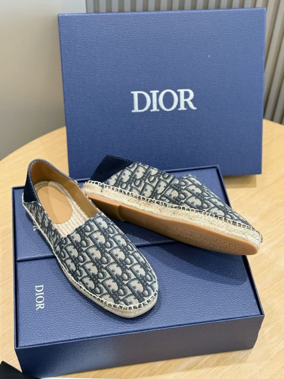 Dior