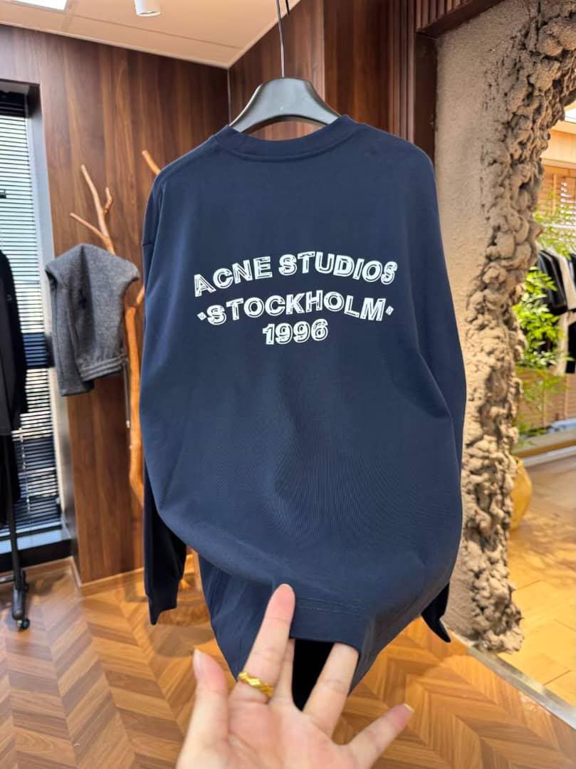 Acne Studios