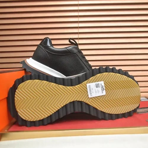 Hermès - Black Textured Leather Low-Top Sneakers