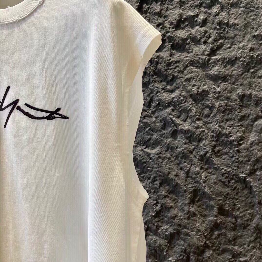 Y3