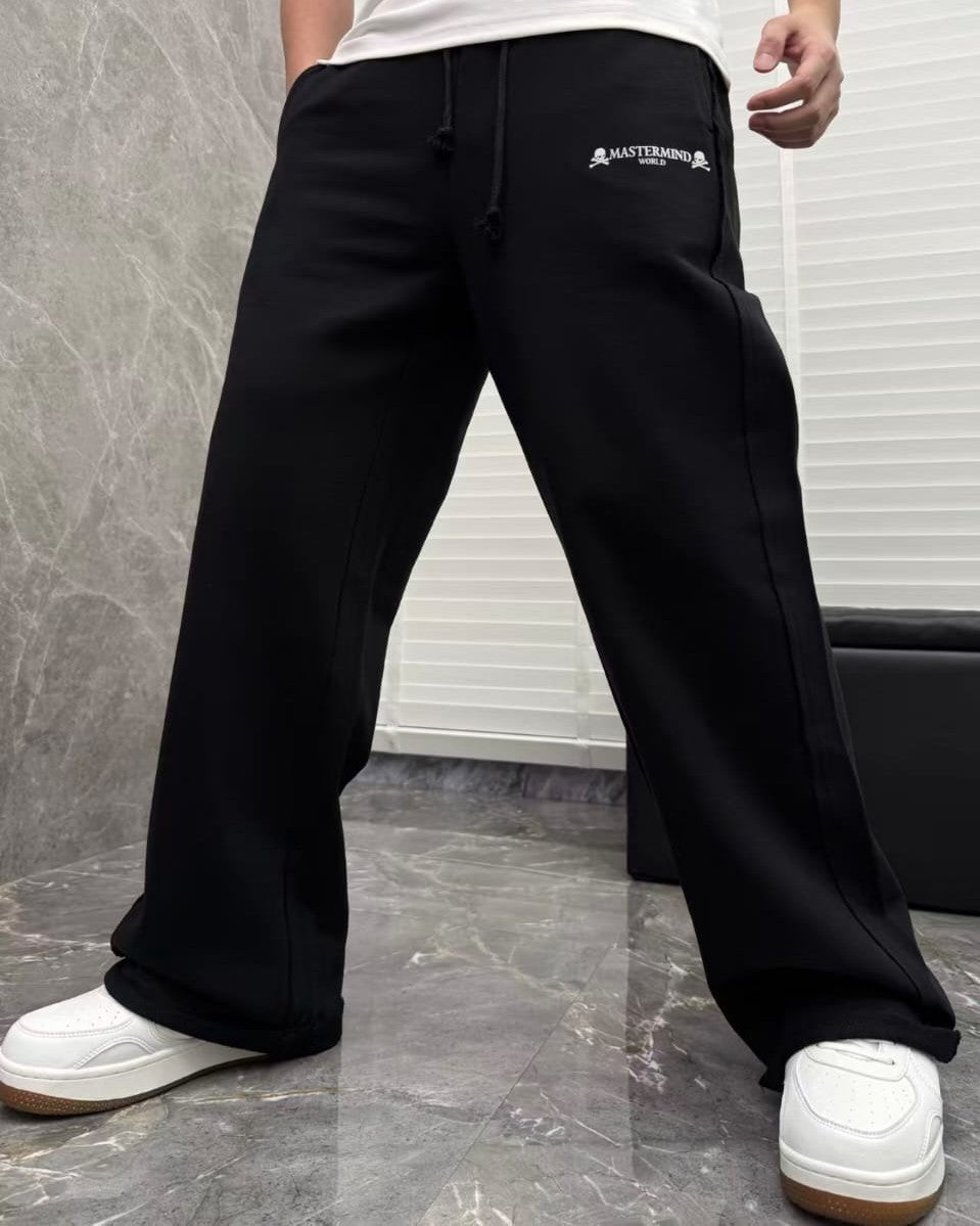 Mastermind - World Black Sweatpants