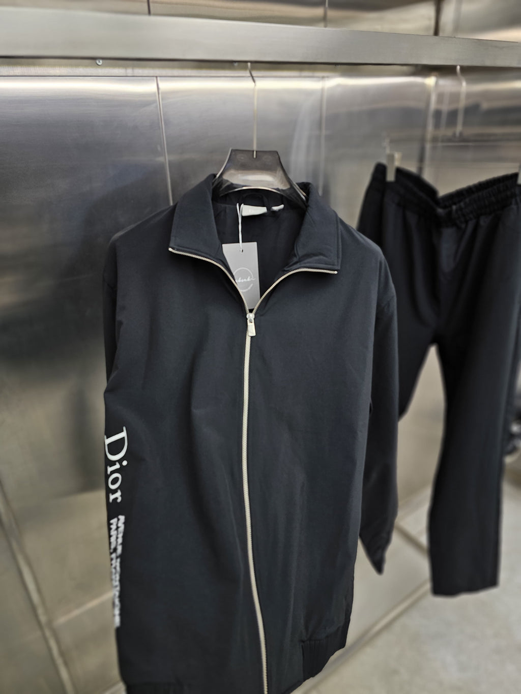 Dior
