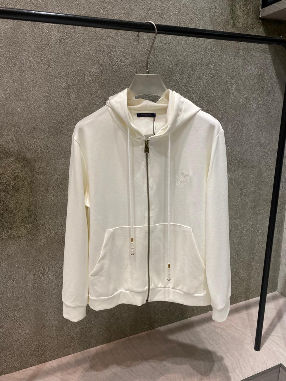 LV