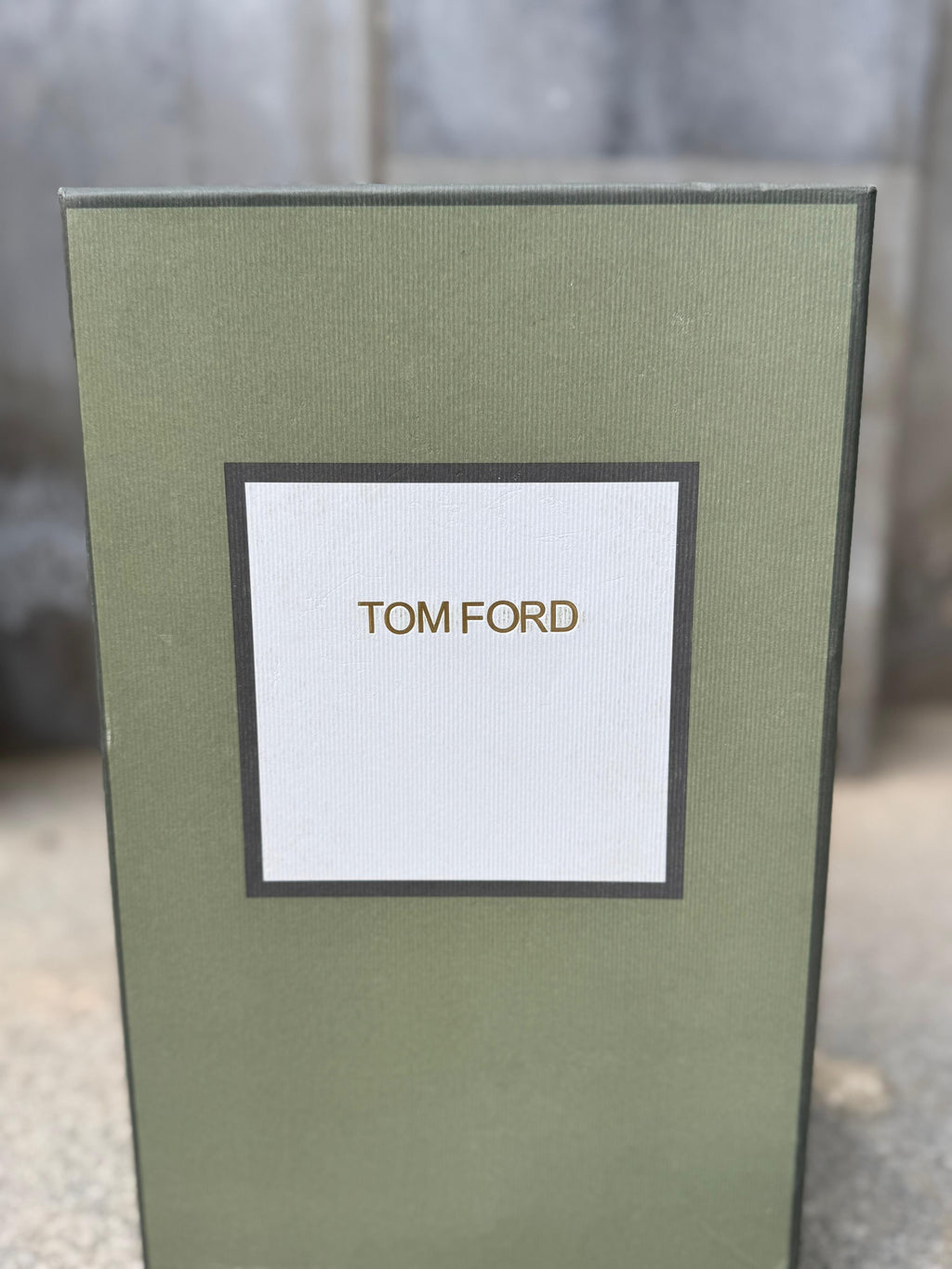 TOM FORD