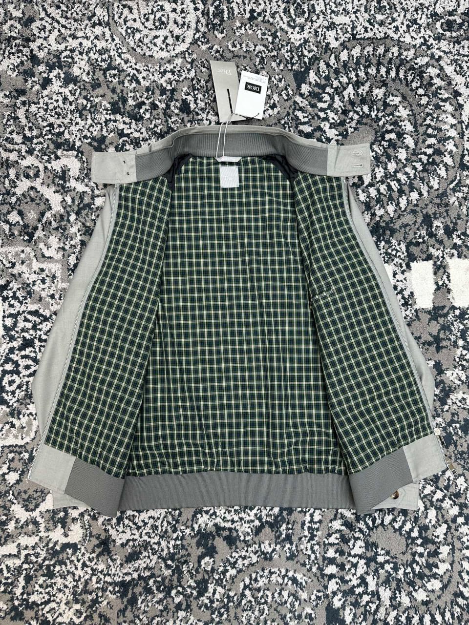 Dior
