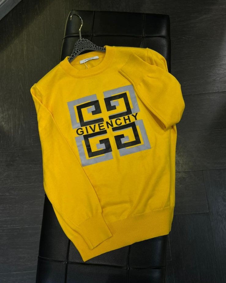 Givenchy - 4G Logo Knit Crewneck Sweater - Yellow