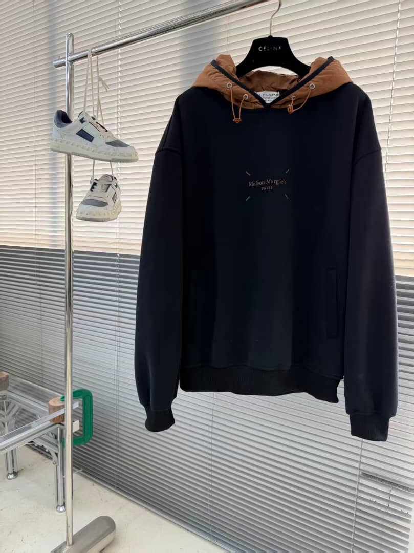 Maison Margiela Contrast Drawstring Hoodie - Black/Brown